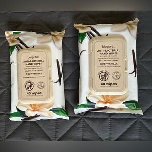 Biopure Cozy Vanilla Anti-Bacterial Hand Wipes 2 packs